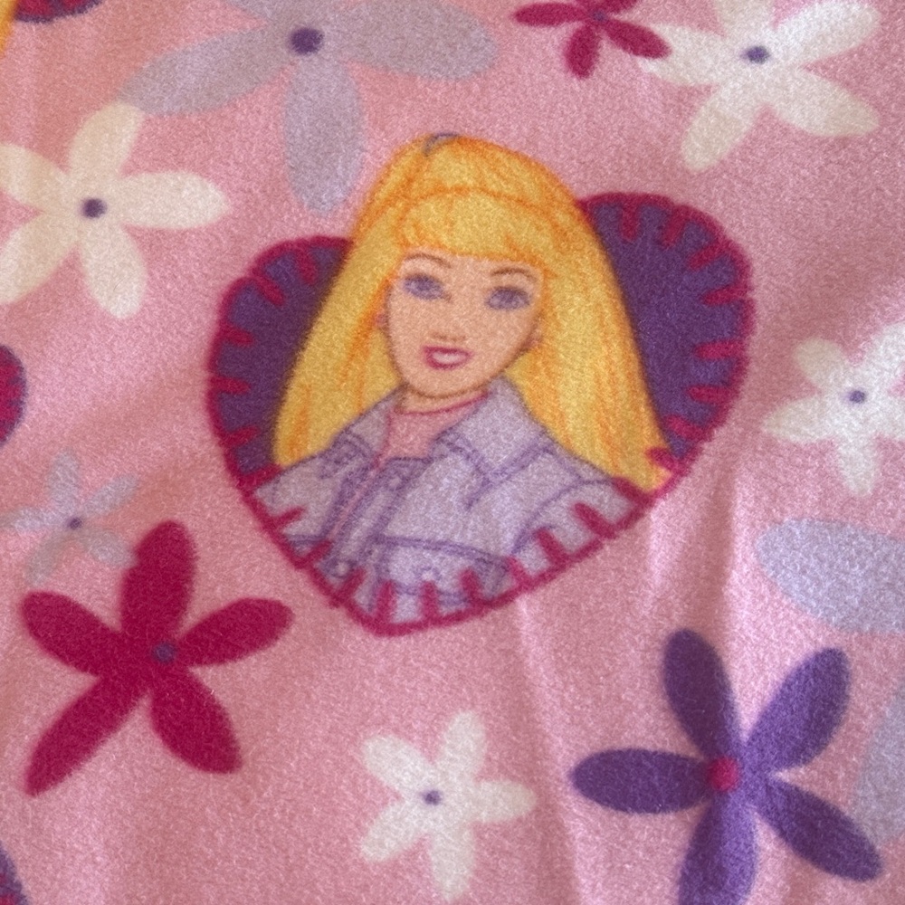 Barbie Fleece Throw